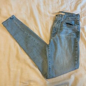 Women’s Levi Brand New Mile High Super Skinny blue jeans size 27